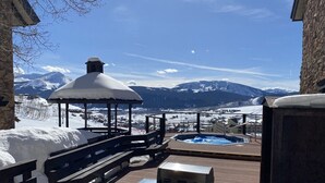 Utendørs boblebad