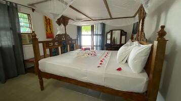 Unika möbler, skrivbord, strykjärn/strykbräda och gratis wi-fi