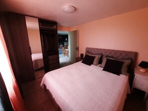 1 bedroom, Internet - le Domaine - Autun - Gîte (AUTUN)