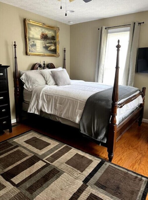 1 bedroom, iron/ironing board, WiFi, bed sheets