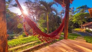 Chalé tradicional | Vista para o jardim