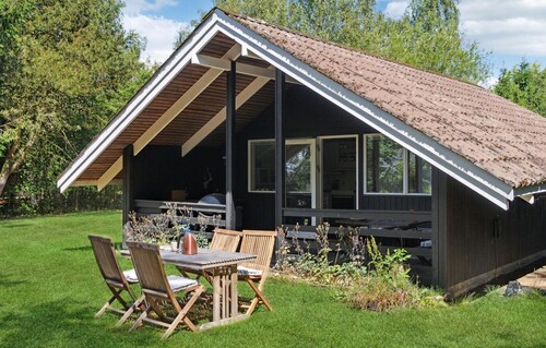 2 bedroom cozy home in Stege