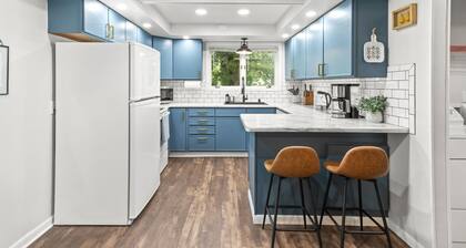 Quiet home. 10 minutes from waterparks.