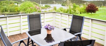 Amazing home in Sveio with house a panoramic view