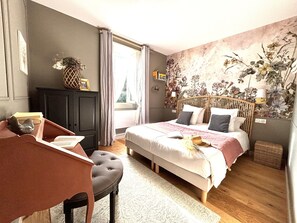 Superior Double Room, Ensuite, Lake View | 1 bedroom, premium bedding, soundproofing, free WiFi - Le Moulin Dumas (Grignan)