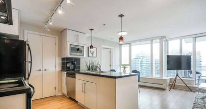 Downtown Condo with Gorgeous Water Views with Parking