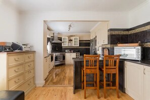 Private kitchen - Bali in the Barossa (Gawler West)