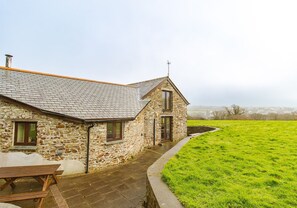 Exterior - Well equipped four bedroom property with plenty of space in a rural location. (Bideford)