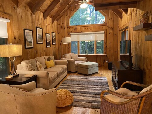 Outdoor Enthusiasts Paradise in Beautiful Vermont!