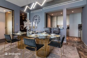 Dining - Seaside Splendor The Palm's Breathtaking View (Dubai)