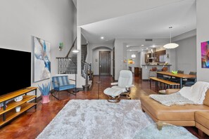 تلفزيون ذكي، مدفأة، ستيريو، طابعة