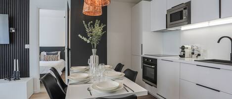 Fridge, microwave, oven, dishwasher