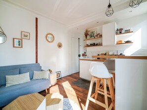 Interior - Appartement Crimé - Welkeys (Paris)
