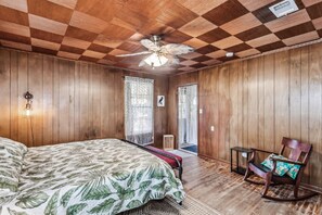 1 chambre, fer et planche à repasser, Wi-Fi gratuit, draps fournis