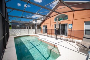 Pool - Spacious 4BR home in Kissimmee, perfect for family getaways! (Kissimmee)