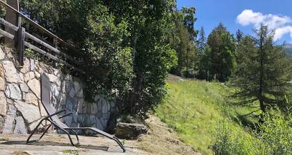 Outside: Apartment in a chalet for 2 people with balcony, terrace with garden furniture, a breathta