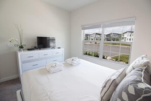 5 Schlafzimmer, Bügeleisen/Bügelbrett, kostenloses WLAN, Bettwäsche