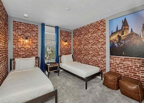 5 habitaciones, tabla de planchar con plancha y wifi gratis