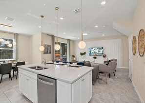 Interior - Spacious 5BR home in Davenport, FL, perfect for family getaways with private pool. (Davenport)