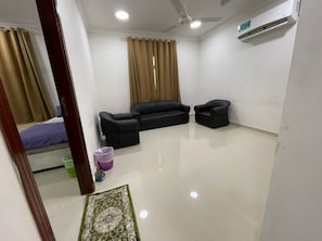 Basic-Doppel- oder -Zweibettzimmer, 2 Schlafzimmer, barrierefrei