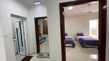 Camera Basic con letto matrimoniale o 2 letti singoli, 2 camere da letto, accessibile ai disabili | Wi-Fi gratuito