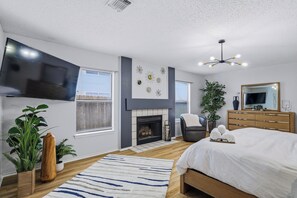 4 室のベッドルーム、アイロン / アイロン台、WiFi、ベッドシーツ