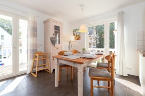 Dining - Ferienwohnung W7.1.s - 3-zi-fewo für 4 Pers. mit Wlan, Strandnah (Graal-Müritz)
