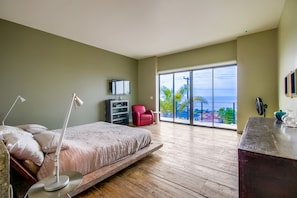 4 chambres, fer et planche à repasser, Wi-Fi gratuit, draps fournis
