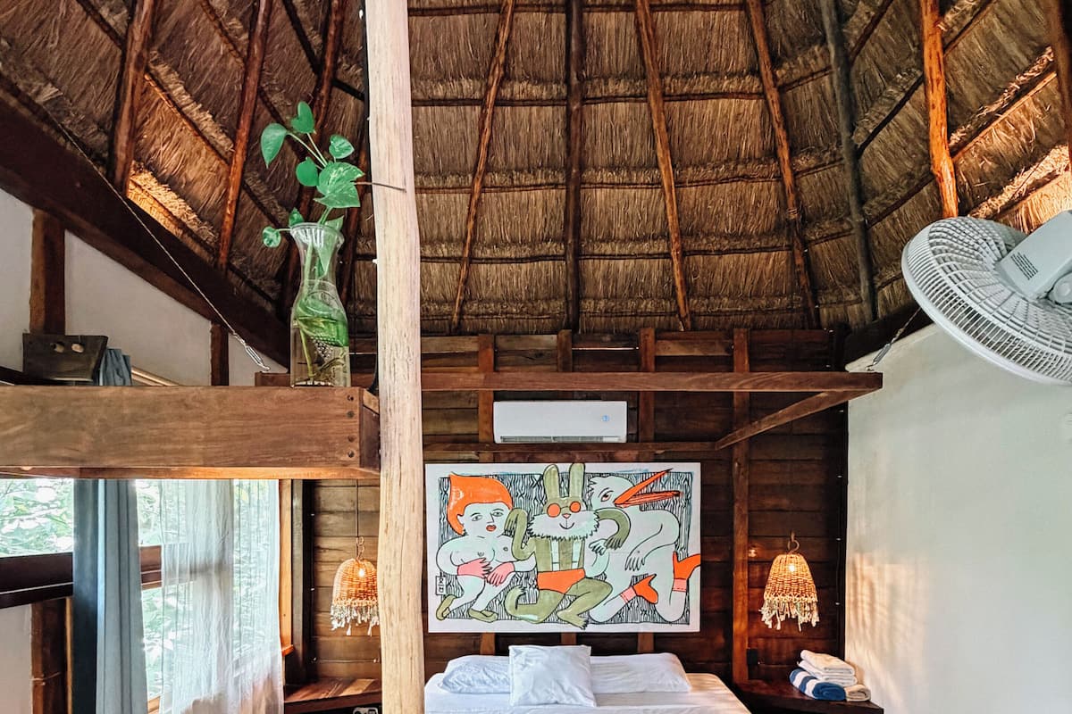 Monkey | Minibar, in-room safe, WiFi (free), bed sheets