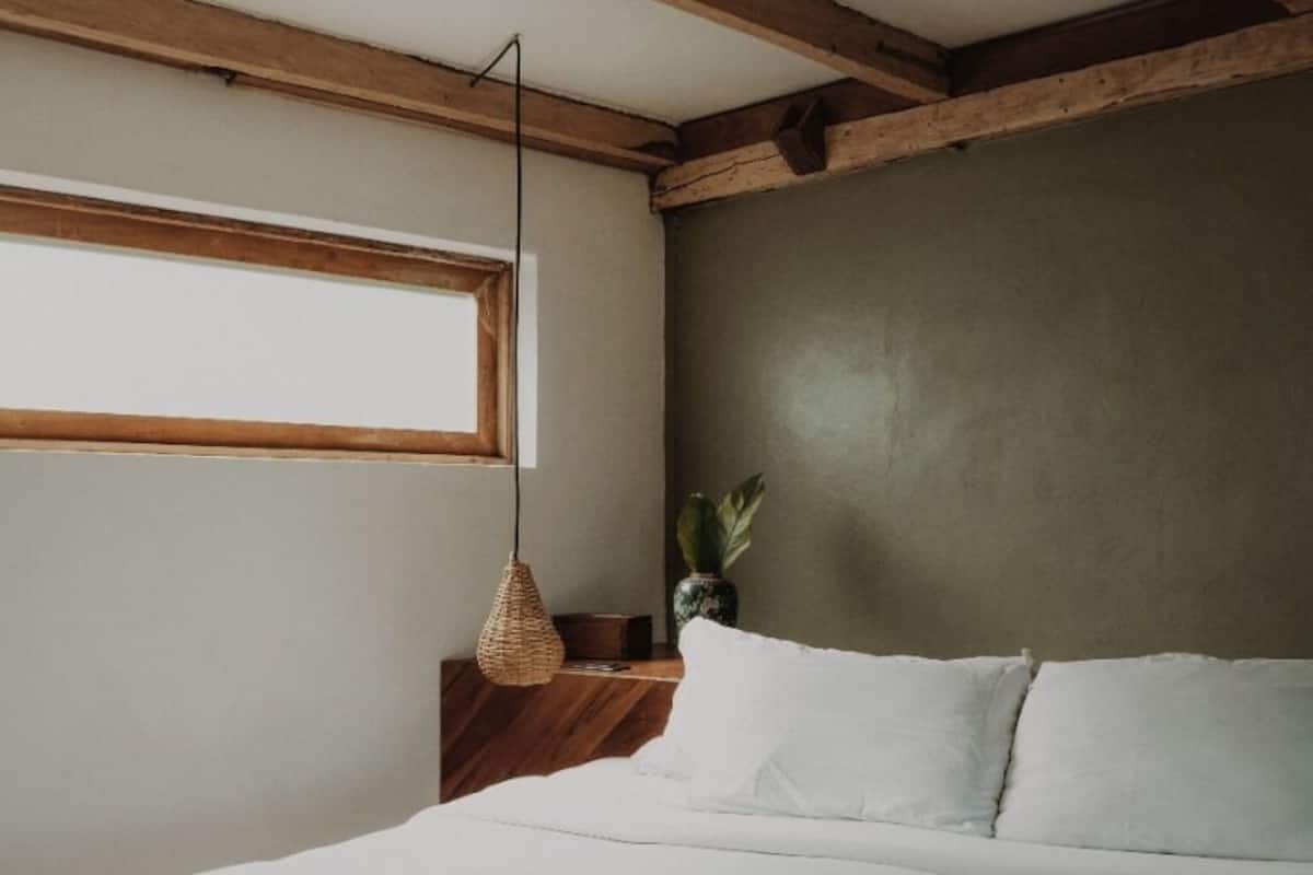Minibar, in-room safe, free WiFi, bed sheets