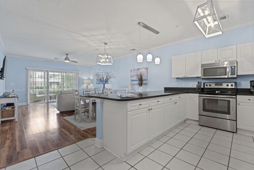 Beach & golf! Perfect location for all activities