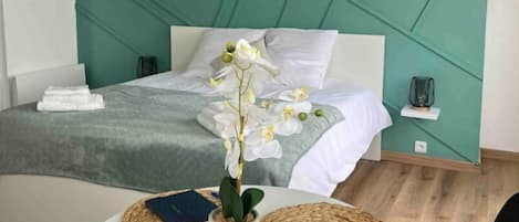 1 bedroom, iron/ironing board, travel crib, free WiFi
