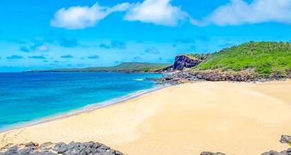 Molokai condo Pool/Spa, 2 bedrooms/2 bathrooms. Walking distance to the beach.