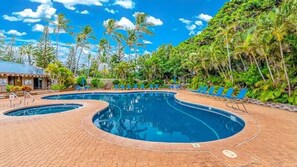 Pool - Molokai condo Pool/Spa, 2 bedrooms/2 bathrooms. Walking distance to the beach.  (Maunaloa)