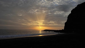 On the beach - Sea view apartment (Puerto De Tazacorte, El)