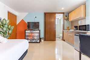 1 chambre, fer et planche à repasser, Wi-Fi, literie fournie