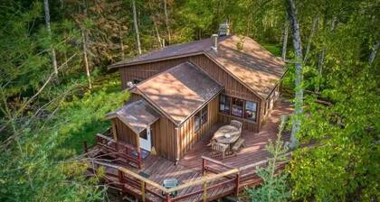 Quiet Cabin on Bearskull Lake