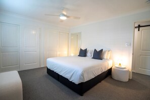 2 bedrooms - Fantastic central location (Noosa)