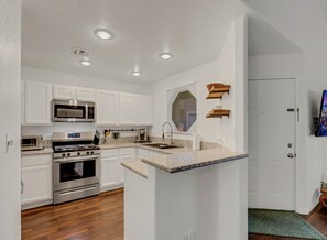 Fridge, microwave, oven, stovetop - Spacious Cozy 2BD Private Condo 4mil. to Allegiant Stadium,10 mins to Strip! (Las Vegas)
