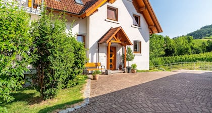 Ferienwohnung "Liebich" mit Balkon und WLAN