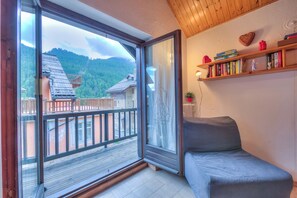 Interior - Appartamento Rochebrune 200m from Ski, Claviere, Italy (Claviere)