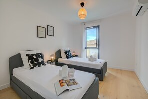 2 sovrum, strykjärn/strykbräda, gratis wi-fi och sängkläder