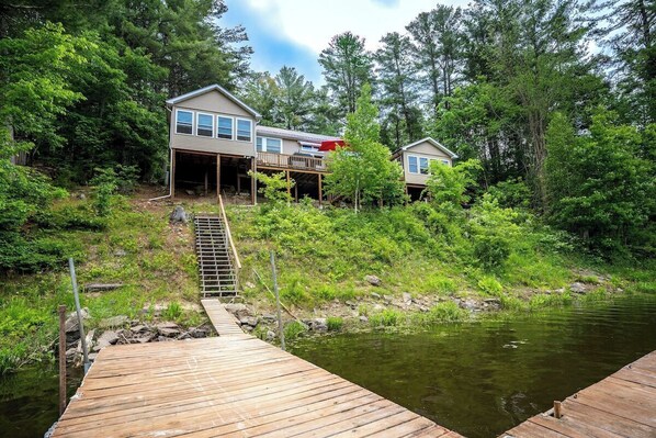 Exterior - Spacious 5 Bedroom Cabin Riverfront/Black Lake Access (Hammond)