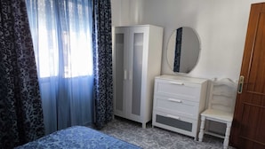 3 Schlafzimmer, Bügeleisen/Bügelbrett, WLAN, Bettwäsche