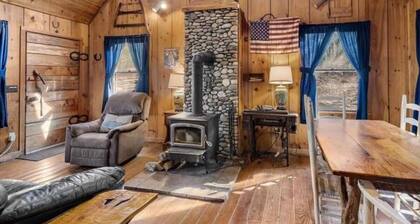 Ma & Pa's cabin at Cabin Fever in NC!