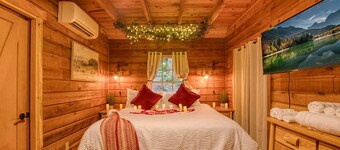 Buzzard Roost cabin at Cabin Fever in NC!