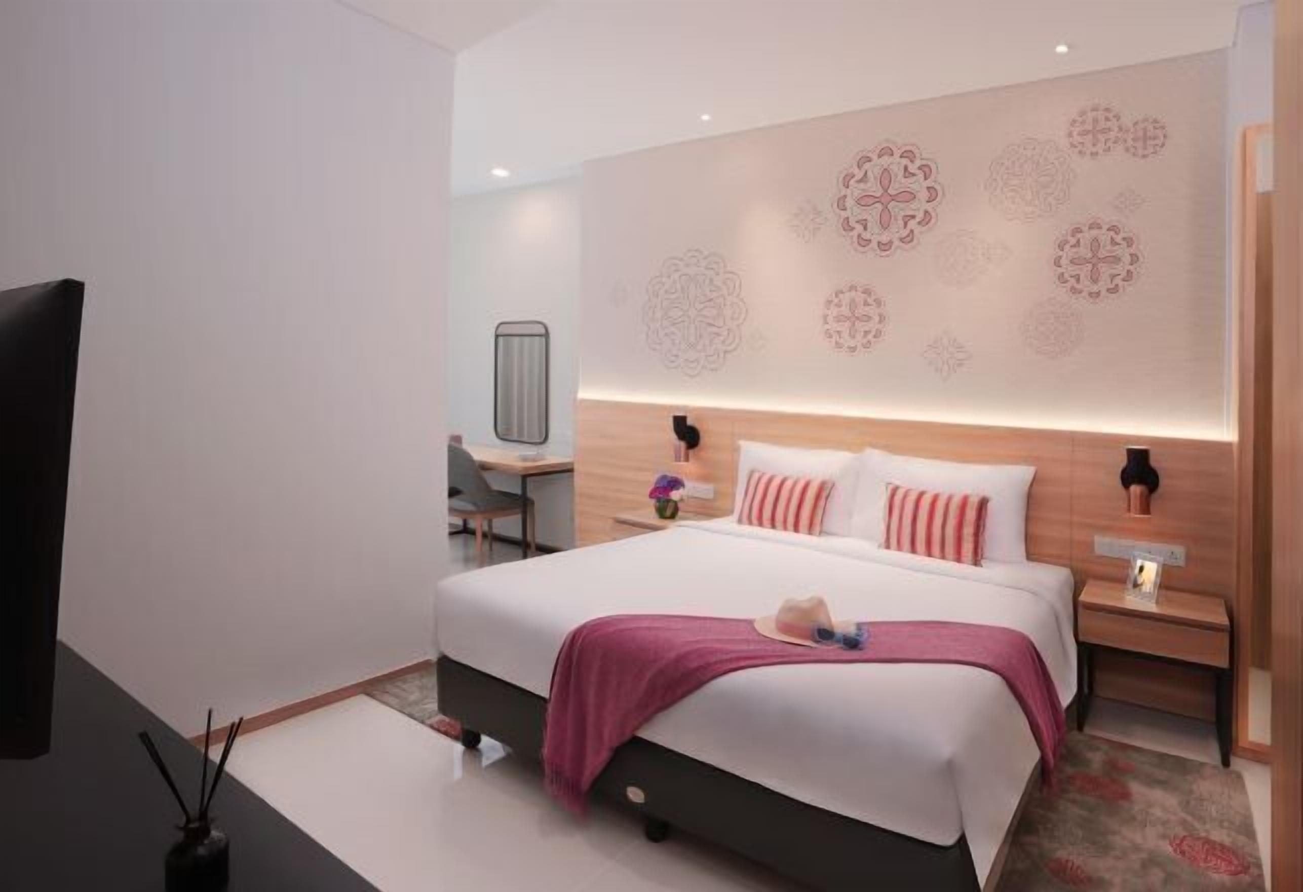 Literie de qualité supérieure, coffres-forts dans les chambres, bureau