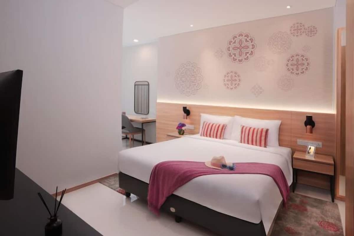 Literie de qualité supérieure, coffres-forts dans les chambres, bureau