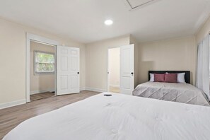 1 chambre, fer et planche à repasser, Wi-Fi, literie fournie