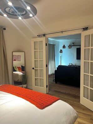 1 Schlafzimmer, Bügeleisen/Bügelbrett, WLAN, Bettwäsche